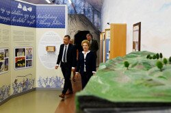 A Levendula Ház Látogatóközpont kiállítását is megtekintette a delegáció