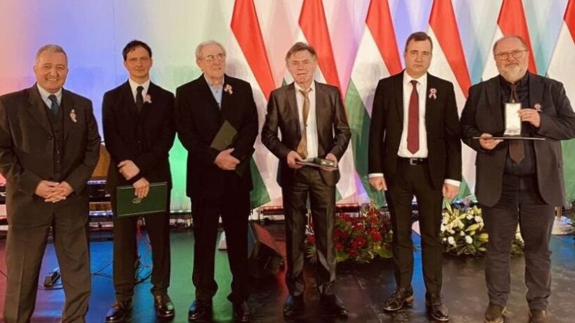 Állami kitüntetettek és felterjesztőik: Puskás Zoltán, Szabó Attila, Dr. Buza Péter, Süli Ferenc Ákos, Dr. Rácz András, Bárány László (balról jobbra) / Fotó: AM Sajtóiroda