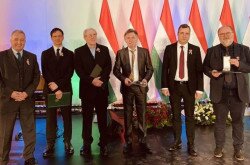 Állami kitüntetettek és felterjesztőik: Puskás Zoltán, Szabó Attila, Dr. Buza Péter, Süli Ferenc Ákos, Dr. Rácz András, Bárány László (balról jobbra) / Fotó: AM Sajtóiroda