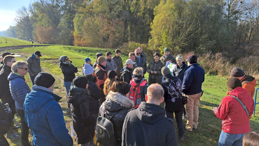 A szakemberek a műhelymegbeszéléseket követően, az esemény zárónapján ellátogattak a Felső-Dunamellék Természetvédelmi Rezervátumba is.
