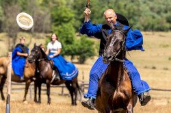 Csikós bemutató a Salföldi Majorban