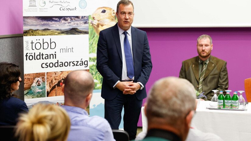 Dr. Rácz András, az Agrárminisztérium természetvédelemért felelős államtitkára és Bende Zsolt BfNPI igazgató