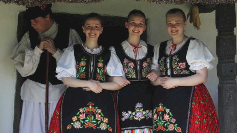Freilichtmuseum, Vörs, Frauen in Volkstracht