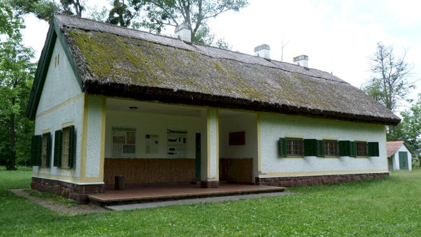 Gedenkstube von István Fekete - Diás Insel