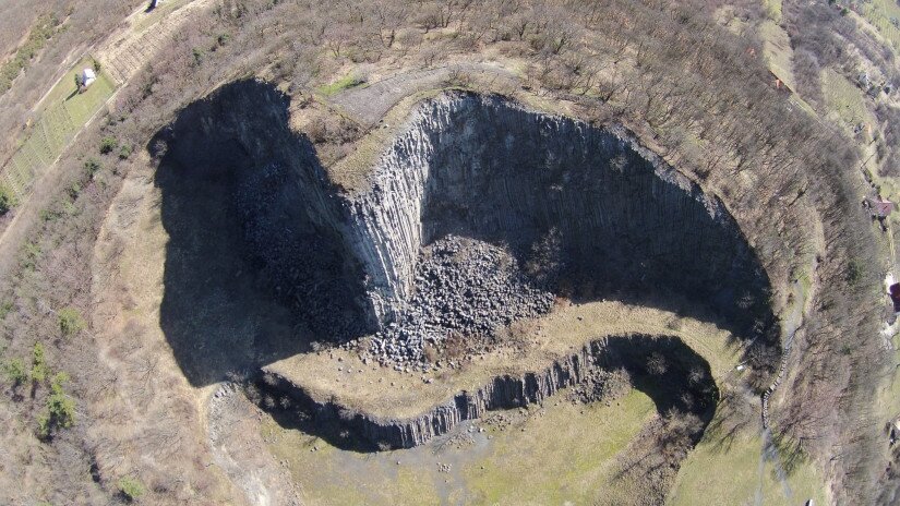 Hegyestű