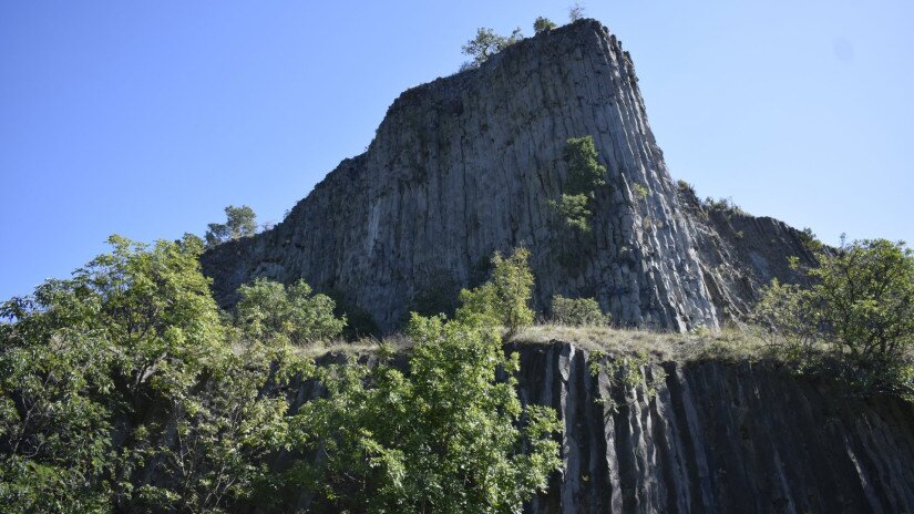 Hegyestű