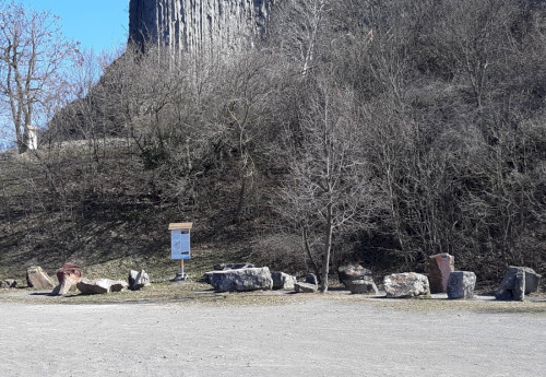 Hegyestű