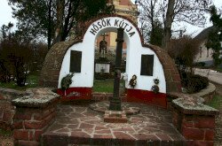 Hősök kútja Kővágóörsön