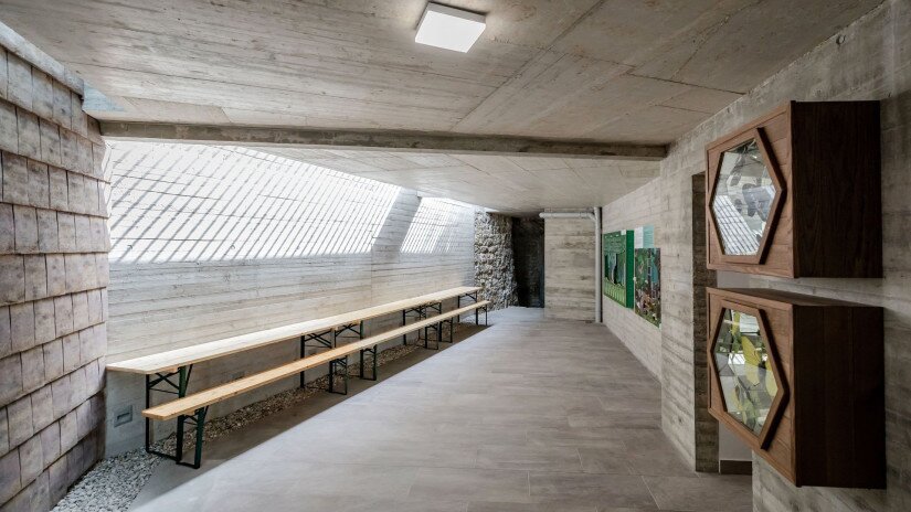 Lóczy-barlang - a barlangbejárathoz vezető folyosó 