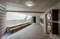 Lóczy-barlang - a barlangbejárathoz vezető folyosó 