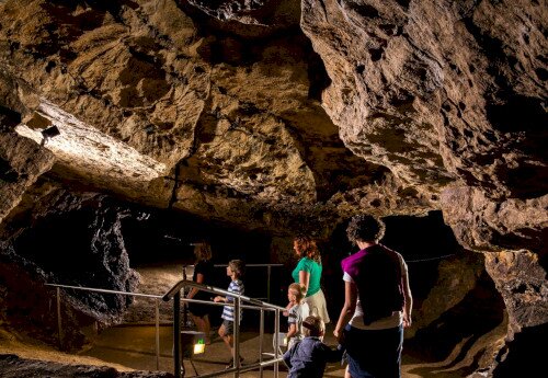 Barlangok Hónapja Barangolva Barlangoljunk! – Lóczy-barlang