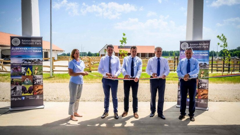 Mura-menti gazdálkodási centrum átadása