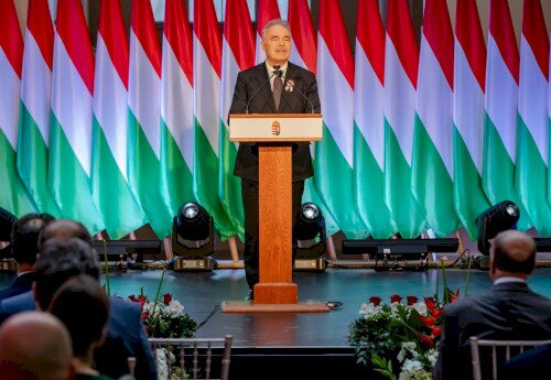 1848-hoz hasonlóan most is békét akarunk, hogy tovább épülhessen az ország