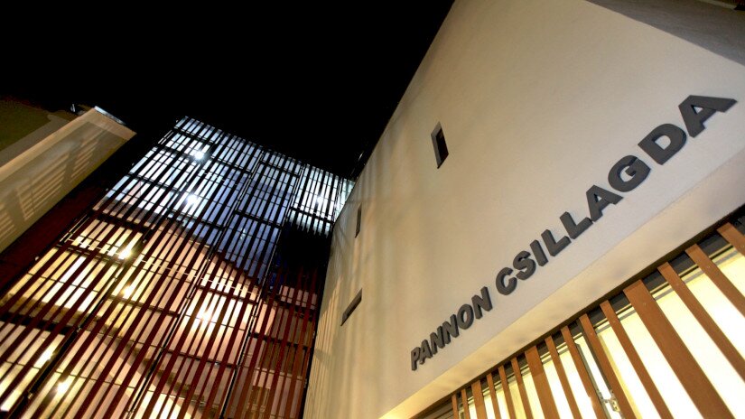 Pannon Csillagda épülete