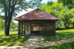 Park Villa Pergola oldalról
