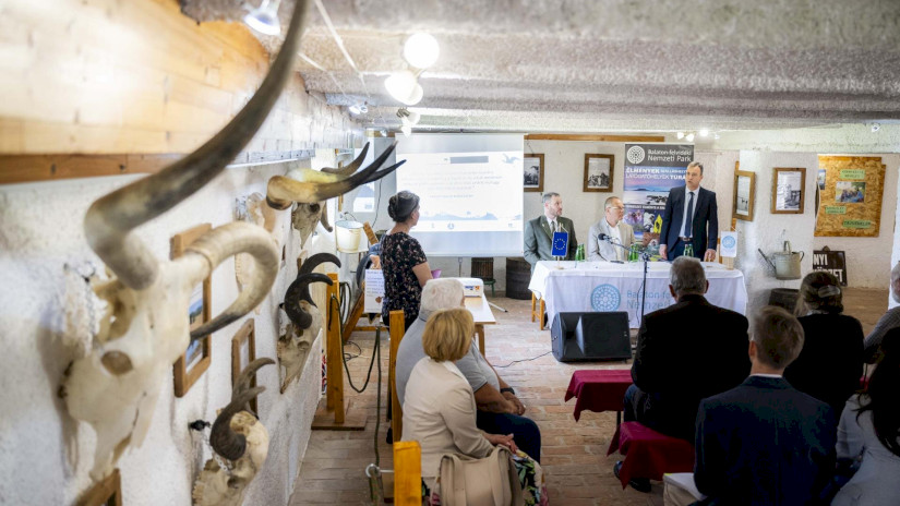 Projektnyitó a Salföldi Majorban