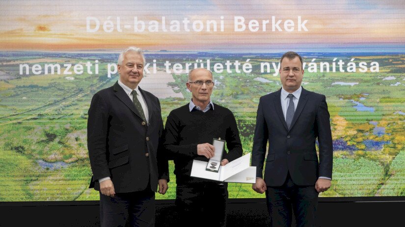 Rozner György, a Balaton-felvidéki Nemzeti Park Igazgatóság általános igazgatóhelyettese Magyar Ezüst Érdemkereszt kitüntetésben részesült.