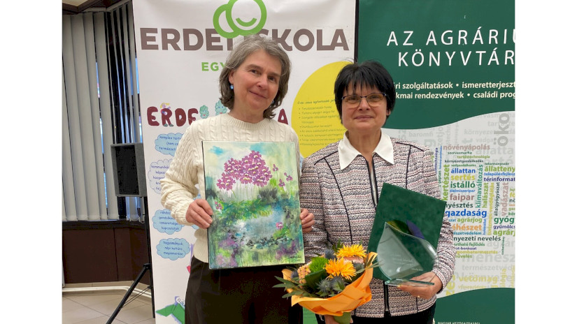 Sitku Erzsébet ÖKNO osztályvezető és díjazott munkatársa Versné György Edit