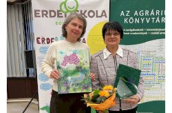 Sitku Erzsébet ÖKNO osztályvezető és díjazott munkatársa Versné György Edit