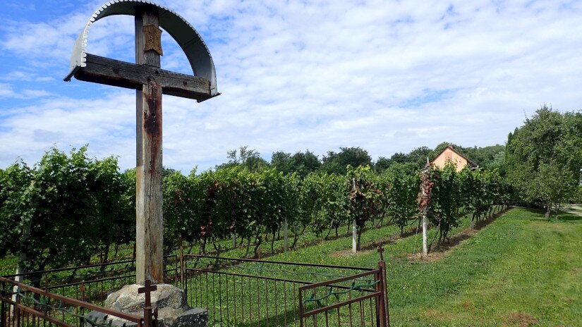 Szőlőhegyi feszület a Zala vármegyei Becsehelyen