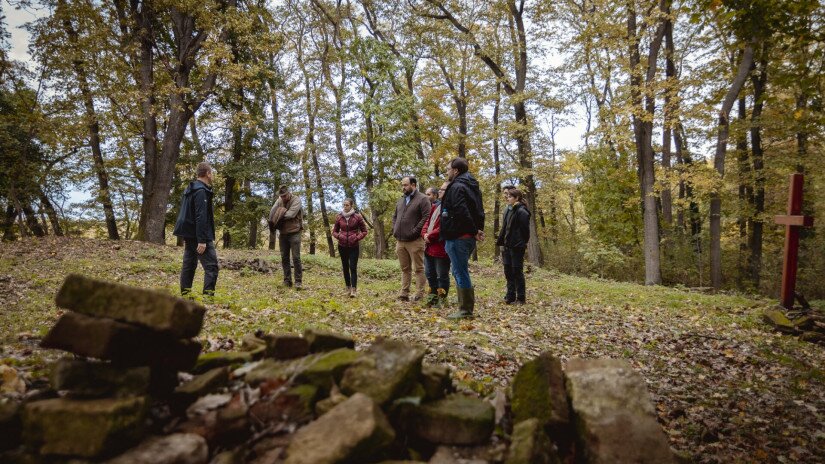 Terepszemle a pálos kolostornál