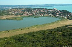 Tihany a Belső-tóval