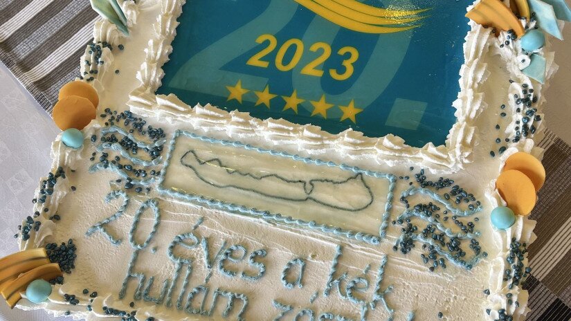 Torta a 20 éves jubileum alkalmából