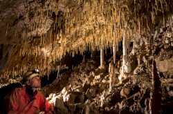 Tropfsteine in der Csodabogyós Höhle, Balatonederics