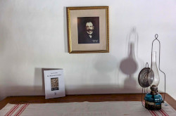 Valaha itt élt és dolgozott az első hivatásos kócsagőr, természetvédő Gulyás József, aki 1922-ben állt szolgálatba.