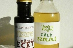 Vörösbor ecet és zöld szőlőlé